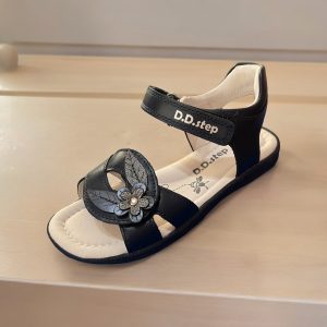 D.D.Step sandale din piele pentru fete.