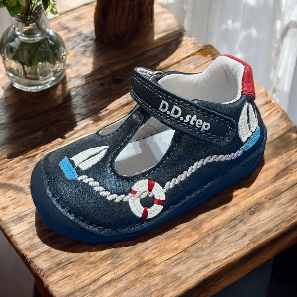 D.D.Step pantofi deschisi pentru baieti Barefoot.