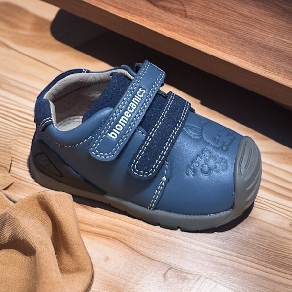 Biomecanics Sneakers din piele pentru baieti.