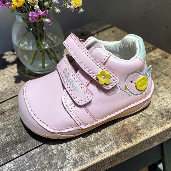 D.D.Step pantofi din piele pentru fete, Barefoot Daisy Pink.