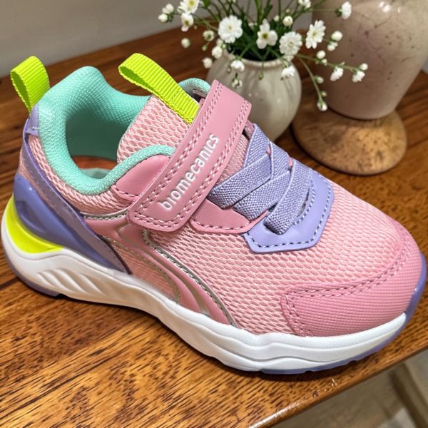 Biomecanics sneakers sport pentru fete.